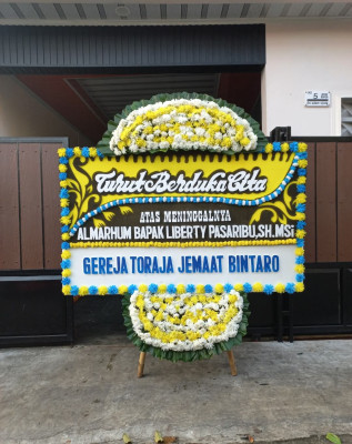 Papan Bunga Duka di Kaduhejo